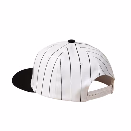 Pinstripe golfkeps med broderat motiv | Gamblin´Golf