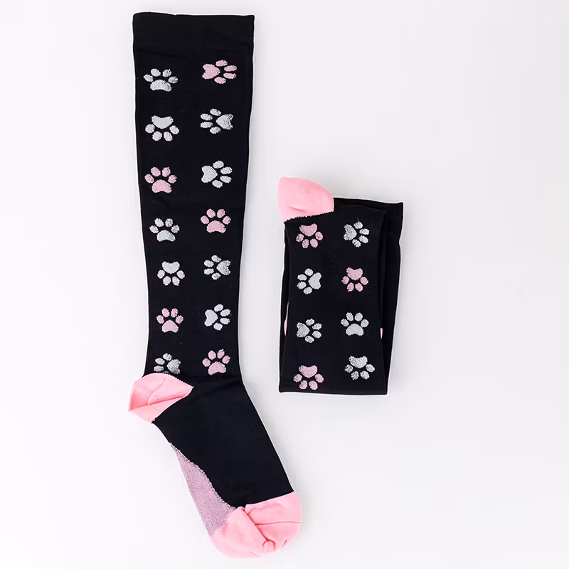 Stödstrumpor med tassar