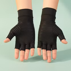 Kompressionshandskar mot smärta