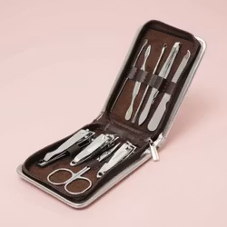 Manikyrsetet (9 delar)