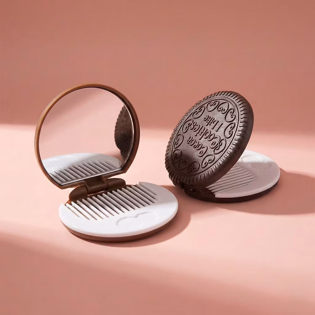 Liten sminkspegel (kaka)