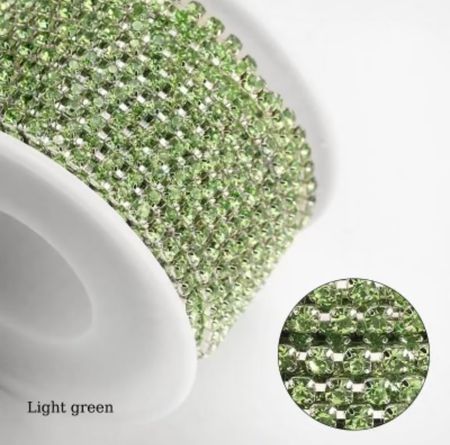 Strasskedja Light green (silvrig bas)