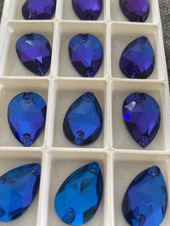 Fyndvara. Droppe 16x25 Purple/Blue. Pris per styck