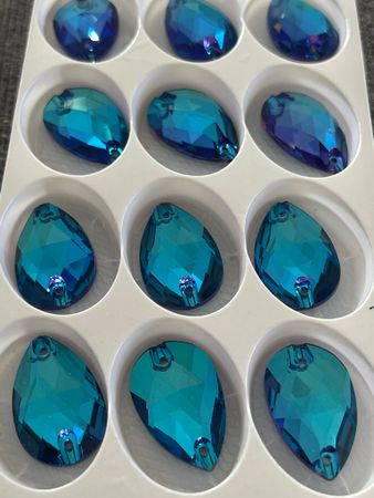 Fyndvara. Droppe 16x25 Green/Blue. Pris per styck
