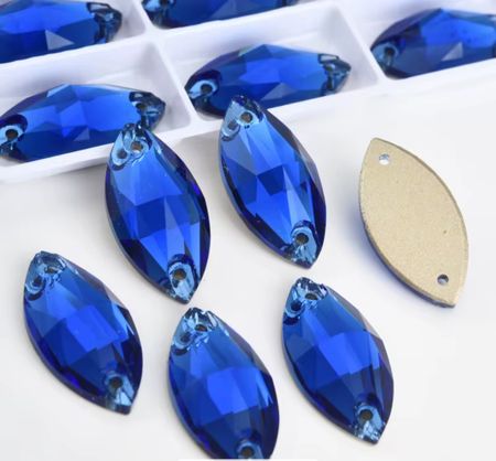 Navette 5A kvalitet 9x18 Capri blue. 1st