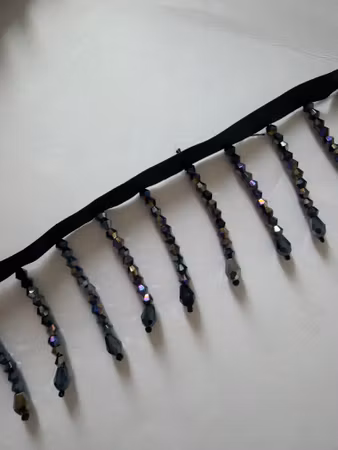 Dekorativt band med glaspärlor 0,5meter. Black Ab