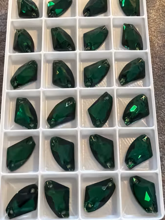 Sy-på sten Galactic, premium, Emerald