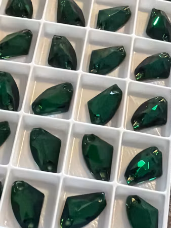 Sy-på sten Galactic, premium, Emerald