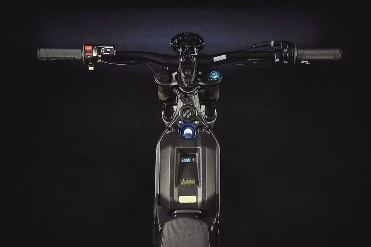 Light Bee Model X - Black (40Ah)