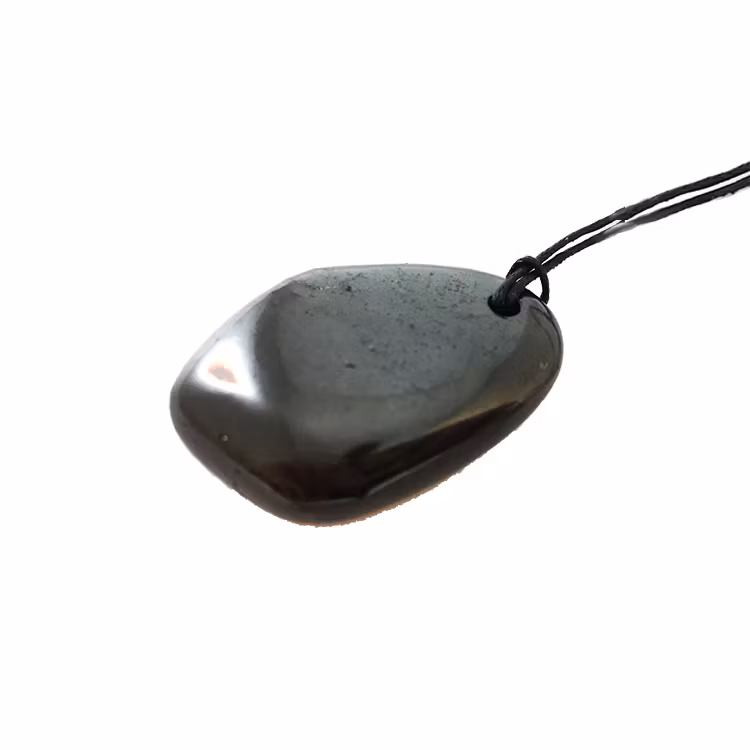 Shungit Hängsmycke naturligt 2-4cm