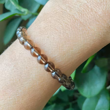 Rökkvarts 6mm pärlor Armband