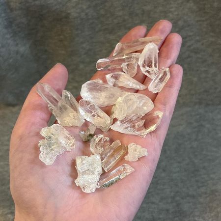 Bergkristall Babykluster och spetsar 50gr
