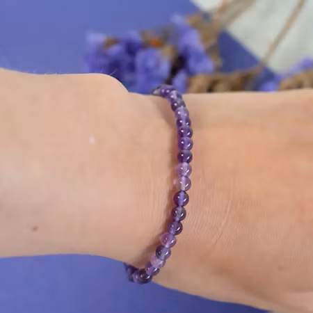 Ametist 4mm pärlor Armband