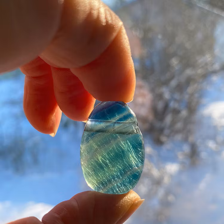 Fluorit Grön-Blå Hängsmycke (Droppe)