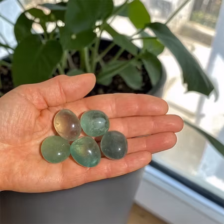 Fluorit Grön Trumlade stenar 100gr