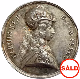 Karl XI - Slaget och segern vid Lund den 4 december 1676 - KABINETTSEXEMPLAR - Officerspenning i 2 Riksdalers vikt av Breuer