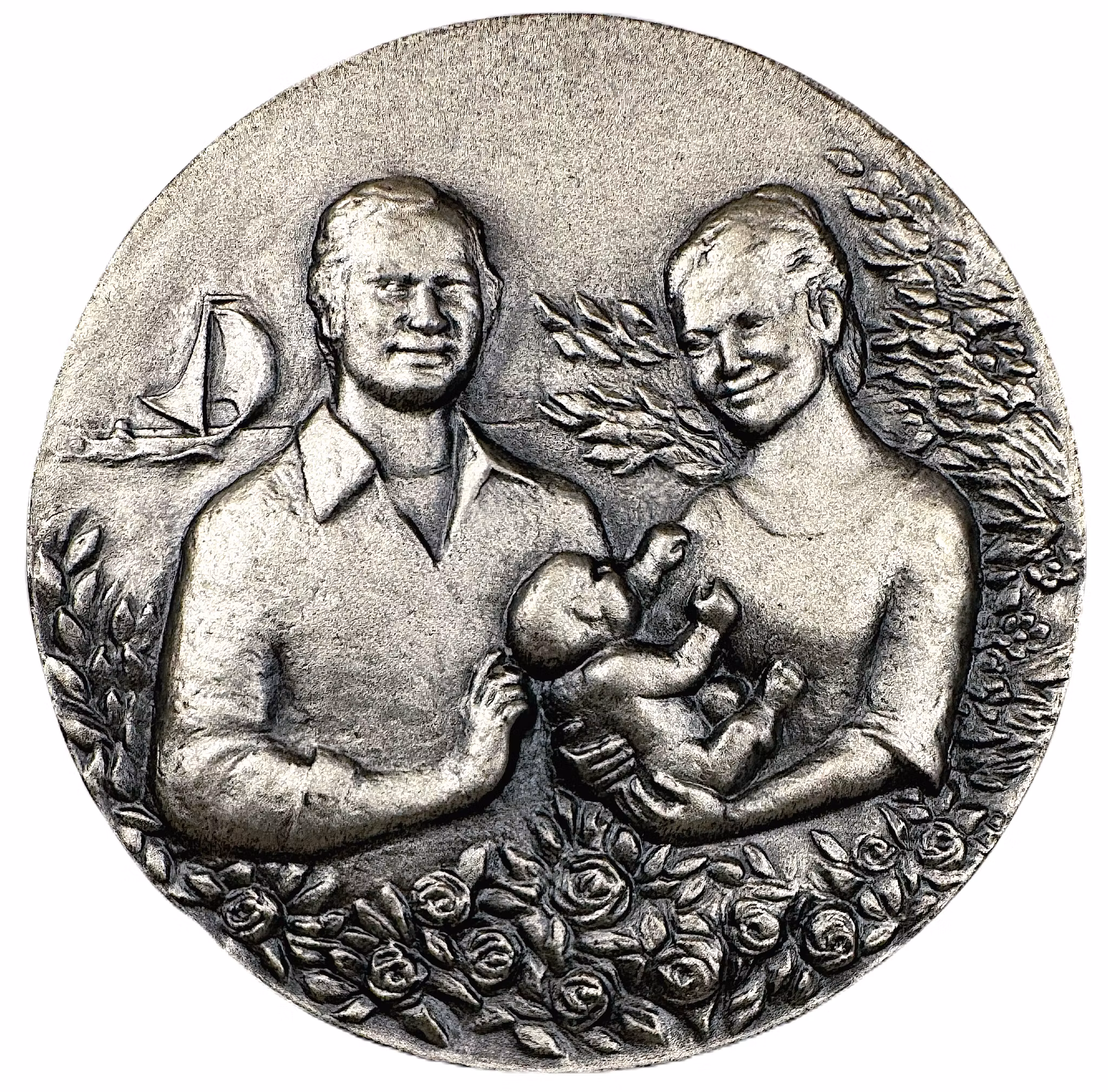 Carl XVI Gustaf och Silvia med den nyfödda kronprinsessan Victoria 1977