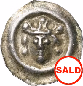 Valdemar (1250-1275) ÖREBRO (m. fl. myntorter?). Penning. Brakteat med stort, krönt - Viss lyster