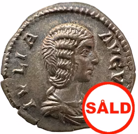 Julia Domna (gift med Septimius Severus (193–211 e.Kr.)). Denar med underbart blåskimrande lyster