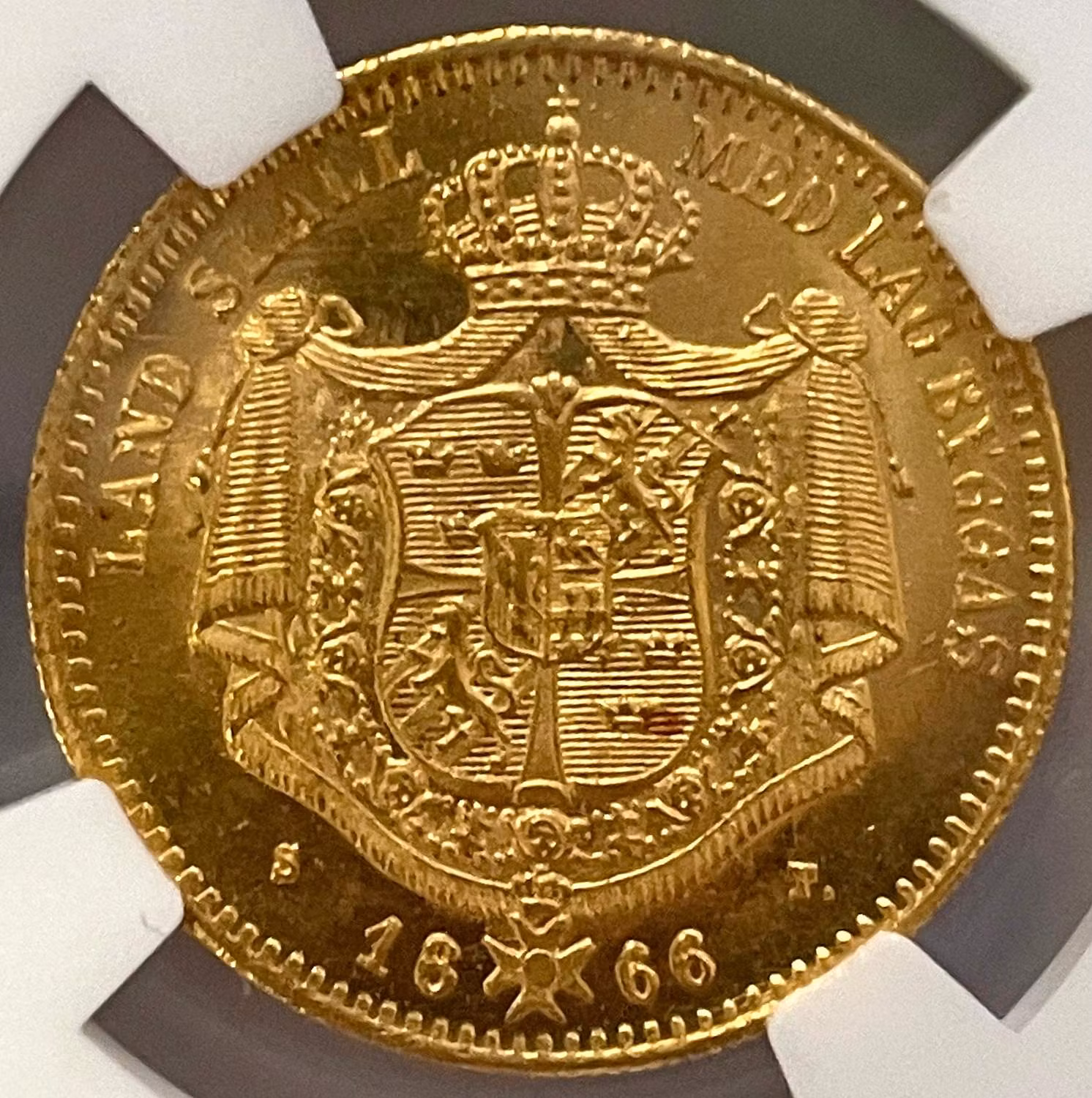 Karl XV - 1 Dukat 1866, litet årtal litet ST - Ett vackert tekniskt ocirkulerat exemplar med härligt frostad relief och djupt glänsande fält