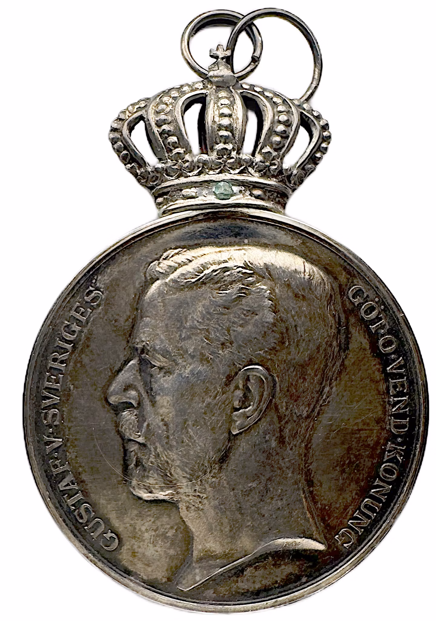 Gustav V - Kungliga Patriotiska Sällskapets belöningsmedalj utdelad till Atalia Johansson 1937