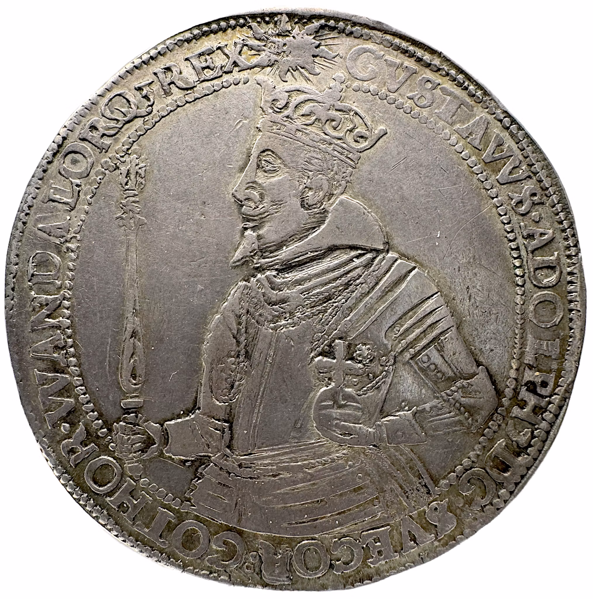 Gustav II Adolf (1611-1632), Stockholm. Riksdaler 1619 - Ett tilltalande och lystrigt exemplar med hög "eye appeal" och en härlig orörd originalton.