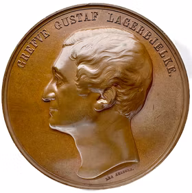 Gustaf Lagerbjelke (1817–1895) av Lea Ahlborn 1867 - En lystrig och underbart vacker bronsmedalj i mycket hög relief - Den sista akten i Riddarhuset