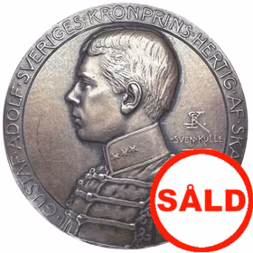 Gustav Adolf som kronprins - Jubileumsutställningen i Landskrona 1913 i originaletui - Underbart motiv - sällsynt