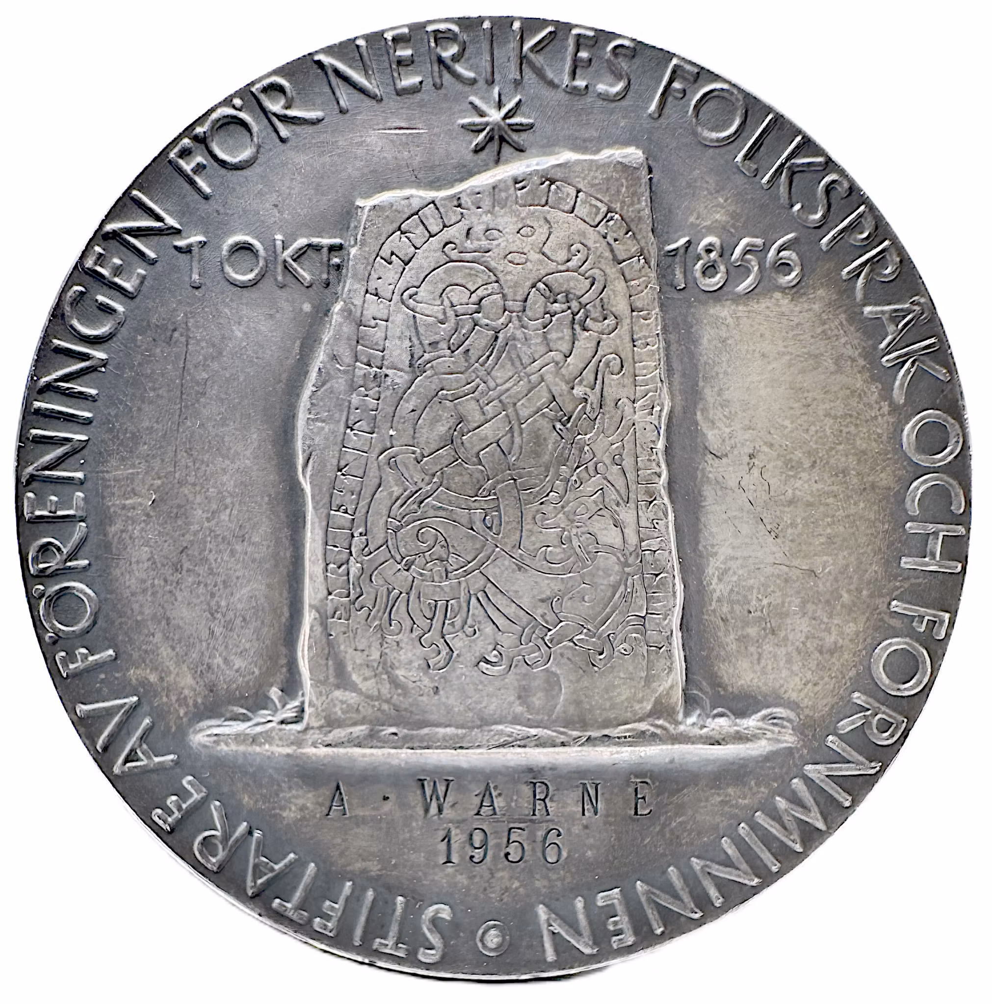 Nils Gabriel Djurklou (1829–1904) av Erik Lindberg (1956) - Runstensmotiv - Hembygdsvårdens pionjär i Närke - Tilldelad A. Warne 1956
