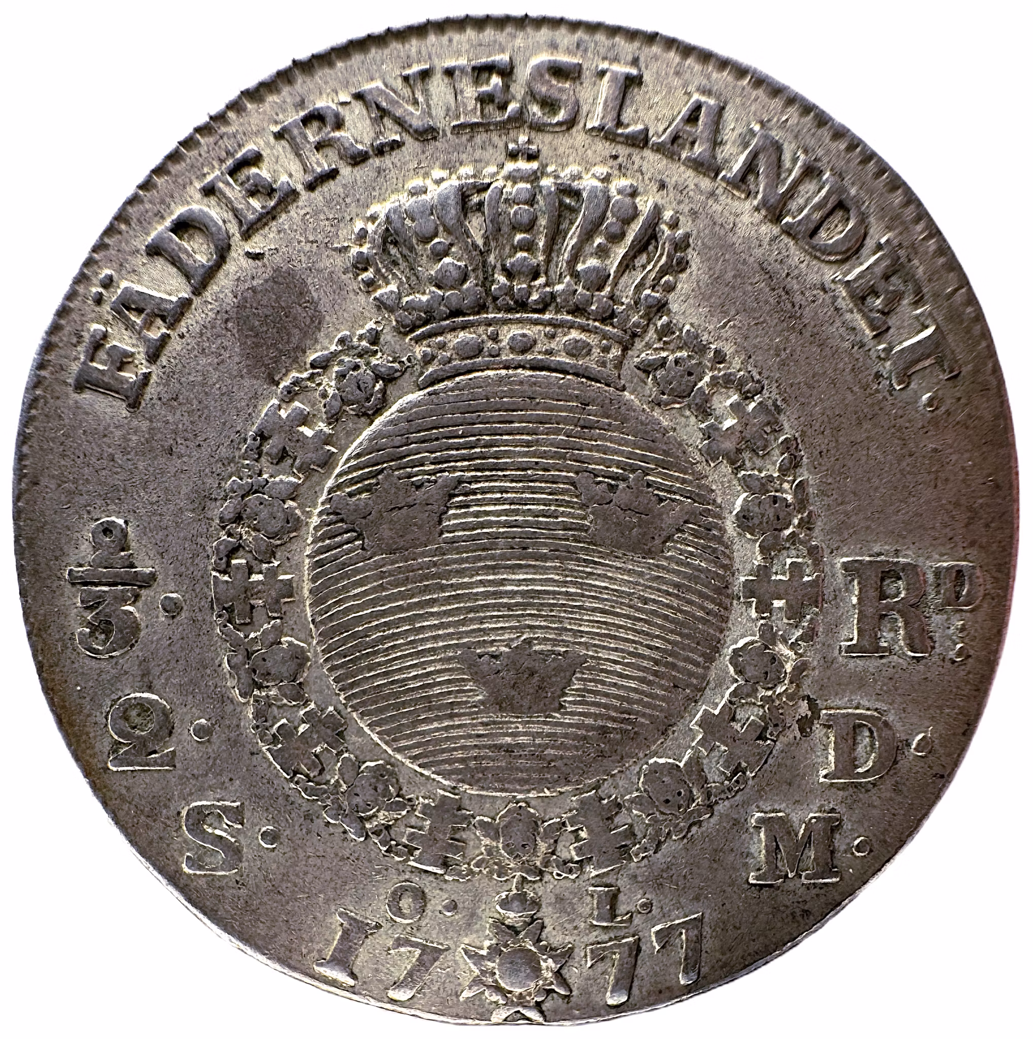 Gustav III - 2/3 Riksdaler 1777 - Tilltalande, jämt och fint exemplar utan plantsrispor eller märken