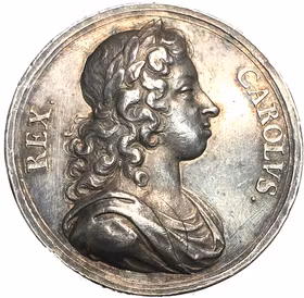 Karl XI:s kröning 1675 - Underbar hög relief, graverad av Arvid Karlsteen - Ex. Bonde - Kröningen i skuggan av krig
