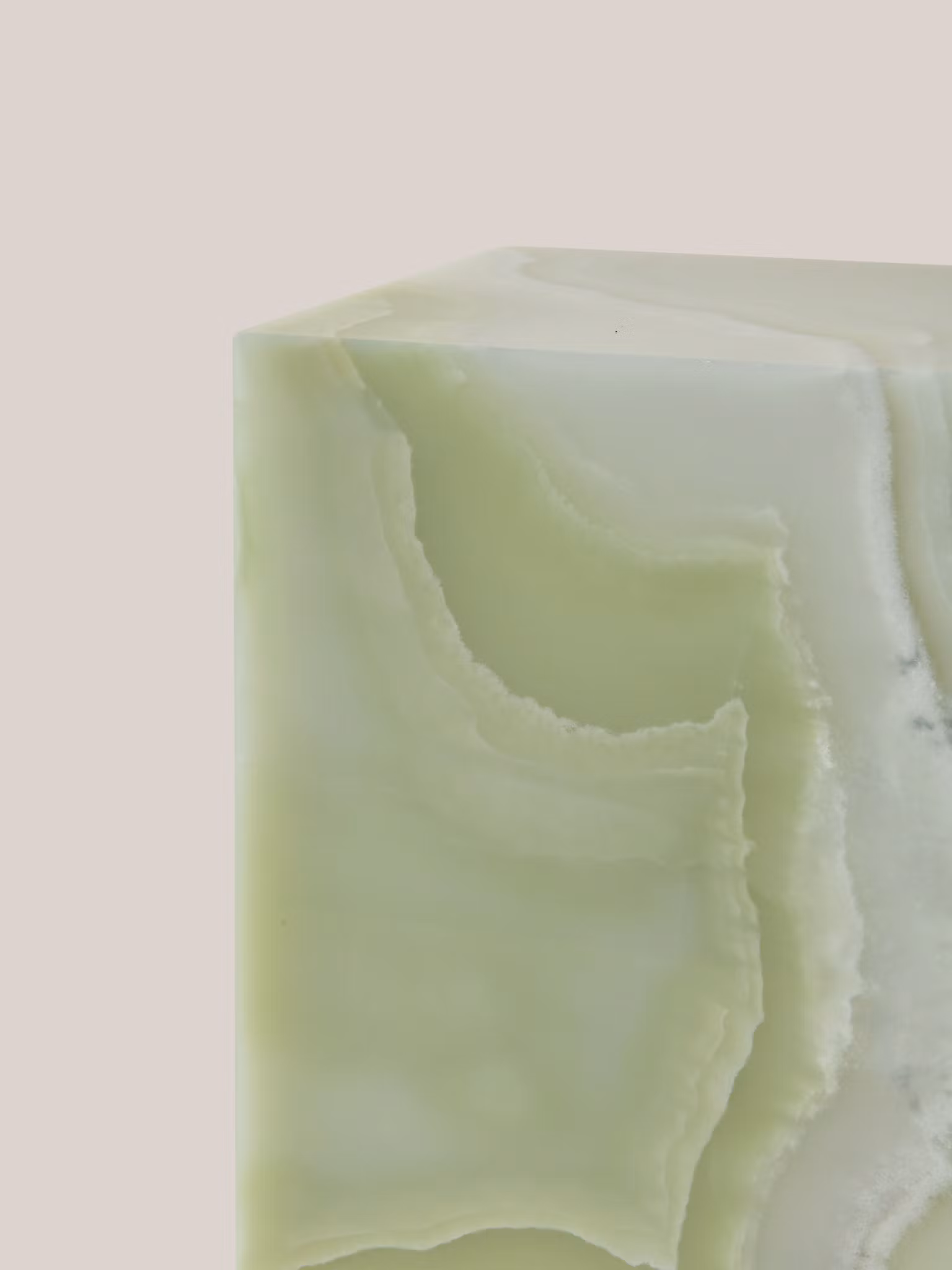 Flair Pedestal Light Green Onyx