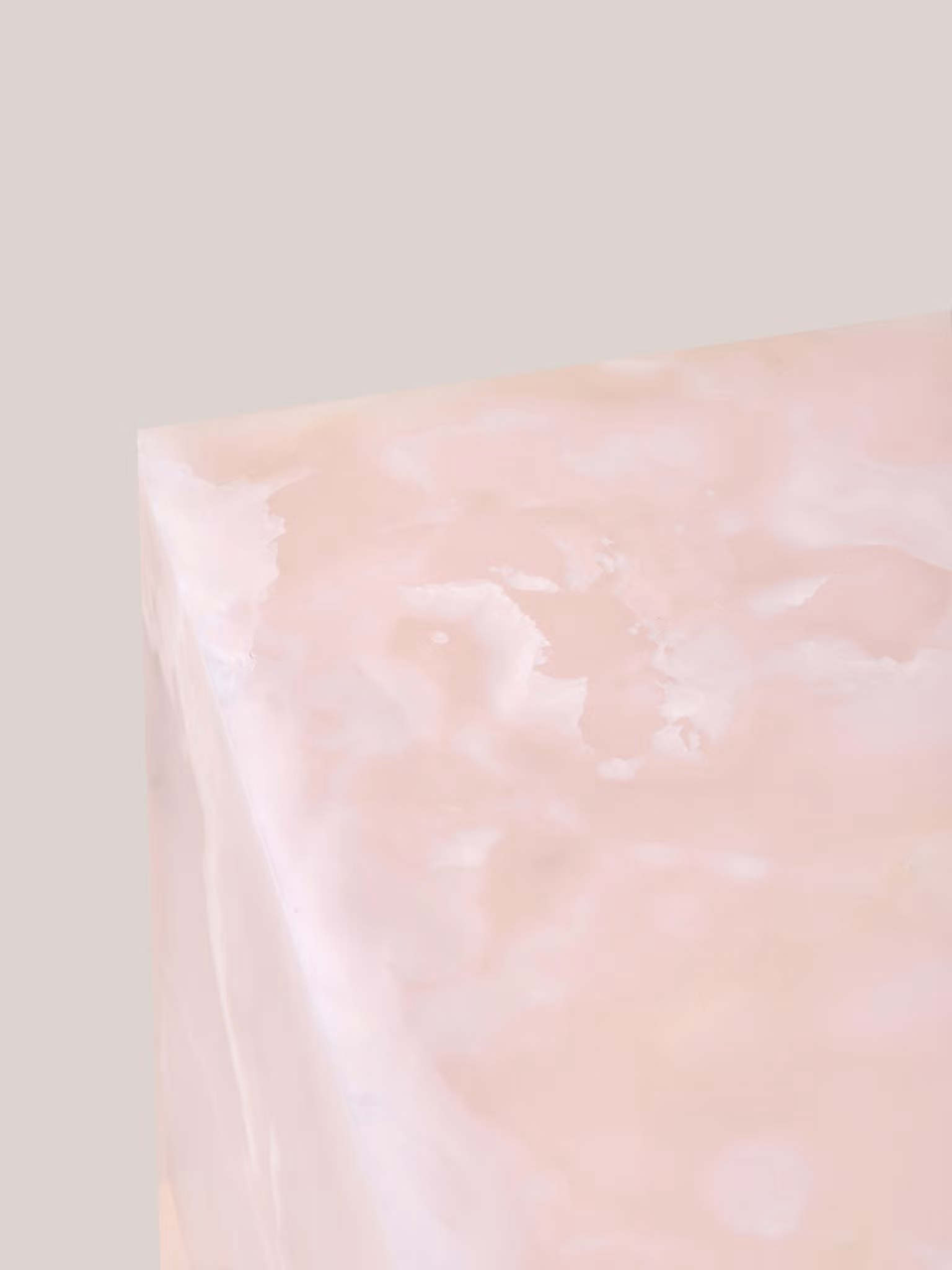 Flair Pedestal Pink Onyx