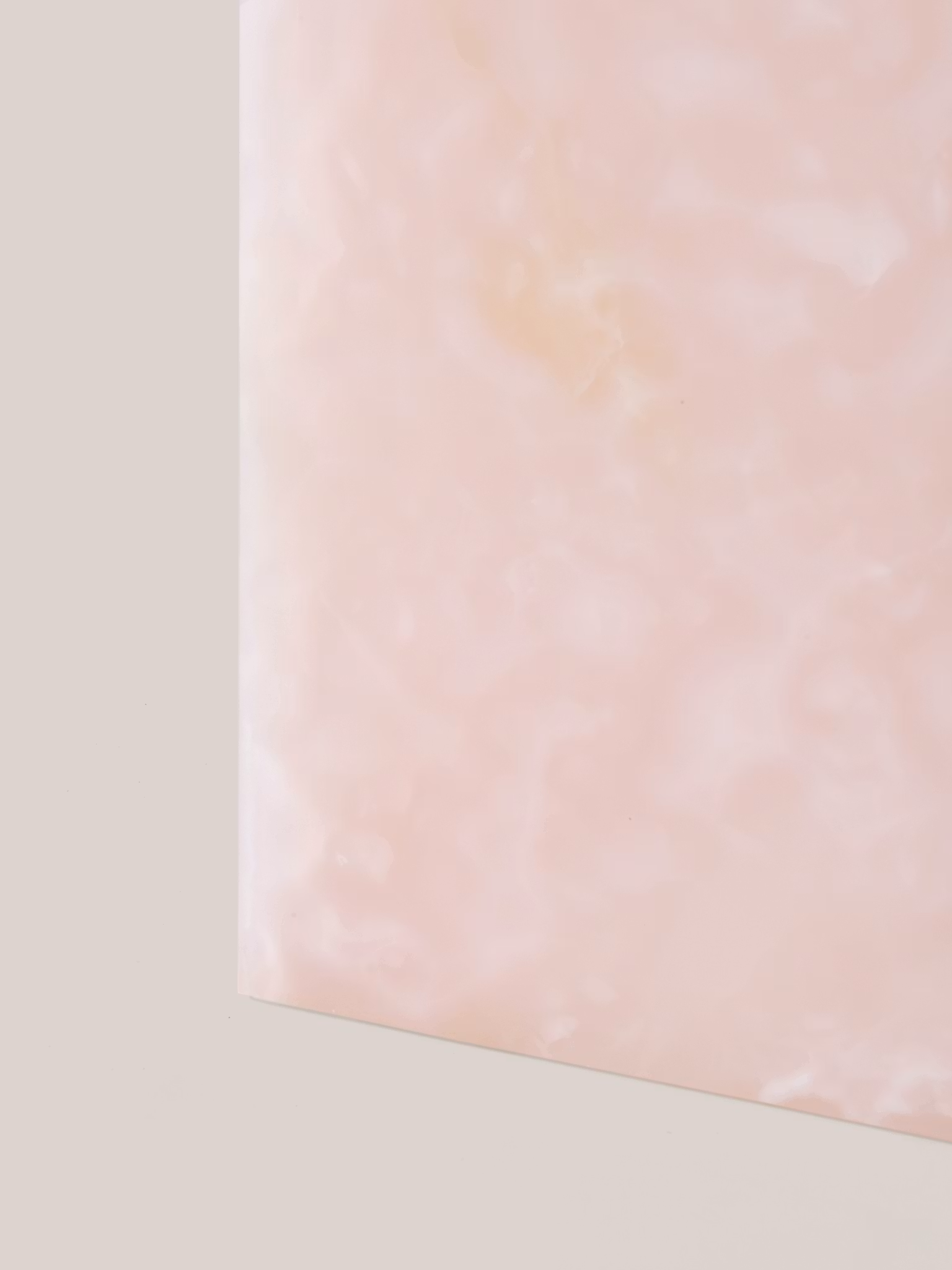 Flair Pedestal Pink Onyx