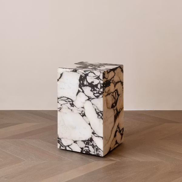 Flair Pedestal Calacatta Viola