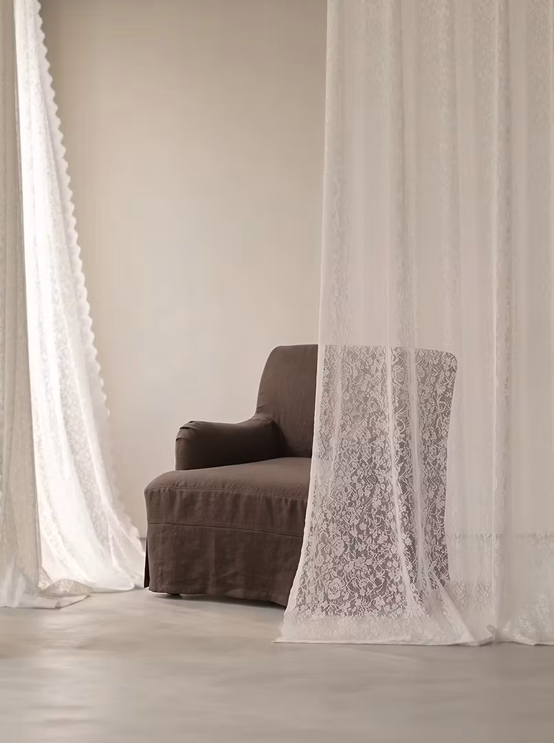 Leo Linen Armchair Walnut