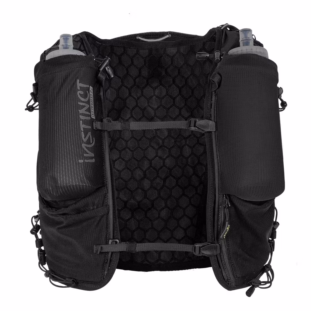 Instintict Trail Evolution 7L Black w/flasks