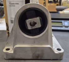 *outlet* Motorfäste övre främre Volvo 850, S/V/C70, V70N, S60/80 (Kundretur 1st)