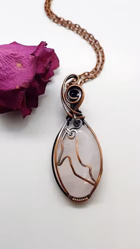 Halsband Stunning Stiletto i koppar med rosenkvarts