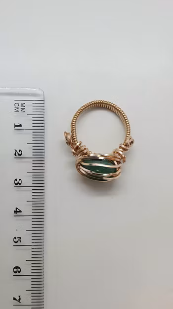 Ring i brons med grön aventurin