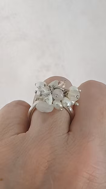 Ring i 925 sterlingsilver med pärlor