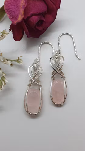 Örhängen Classic Curves i 925 sterlingsilver med rosenkvarts