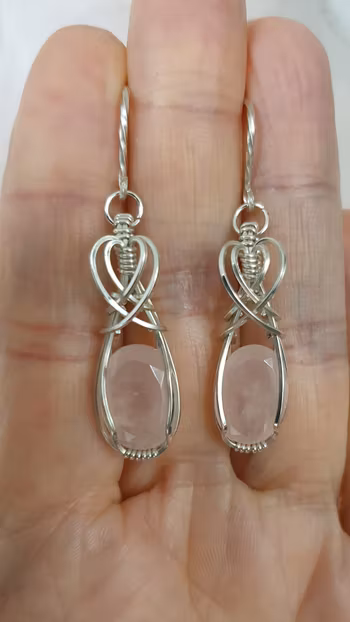 Örhängen Classic Curves i 925 sterlingsilver med rosenkvarts