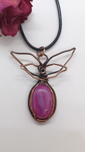 Halsband Angel i koppar med rosa dragon's vein agat