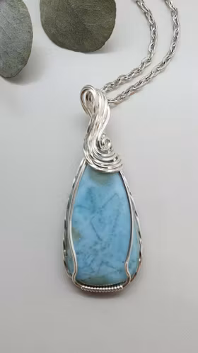 Halsband Swirly i 925 sterlingsilver med larimar