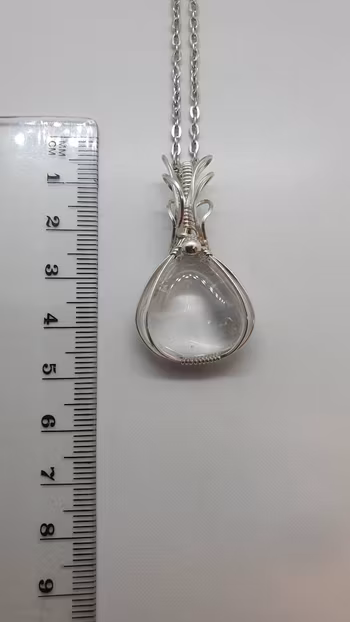 Halsband Swirly Curves i 925 sterlingsilver med bergkristall