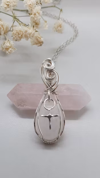 Halsband Luscious Woman i 925 sterlingsilver med vit kvarts