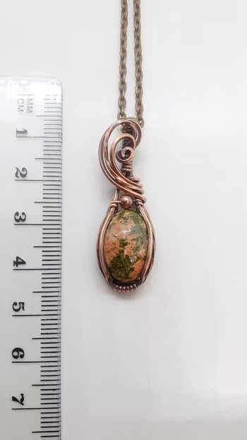 (Sålt) Halsband Swirly Pearl med unakit