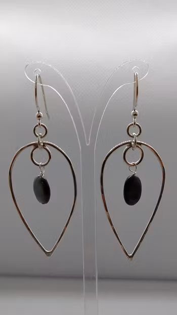 Örhängen Omvänd Droppe i 925 sterlingsilver med grå agat
