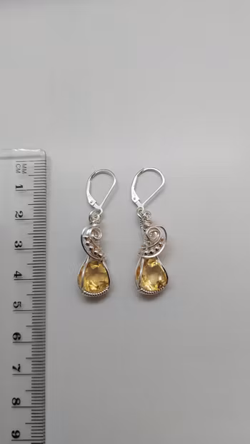 Örhängen Luscious Pearls i 925 sterlingsilver med facetterad citrin
